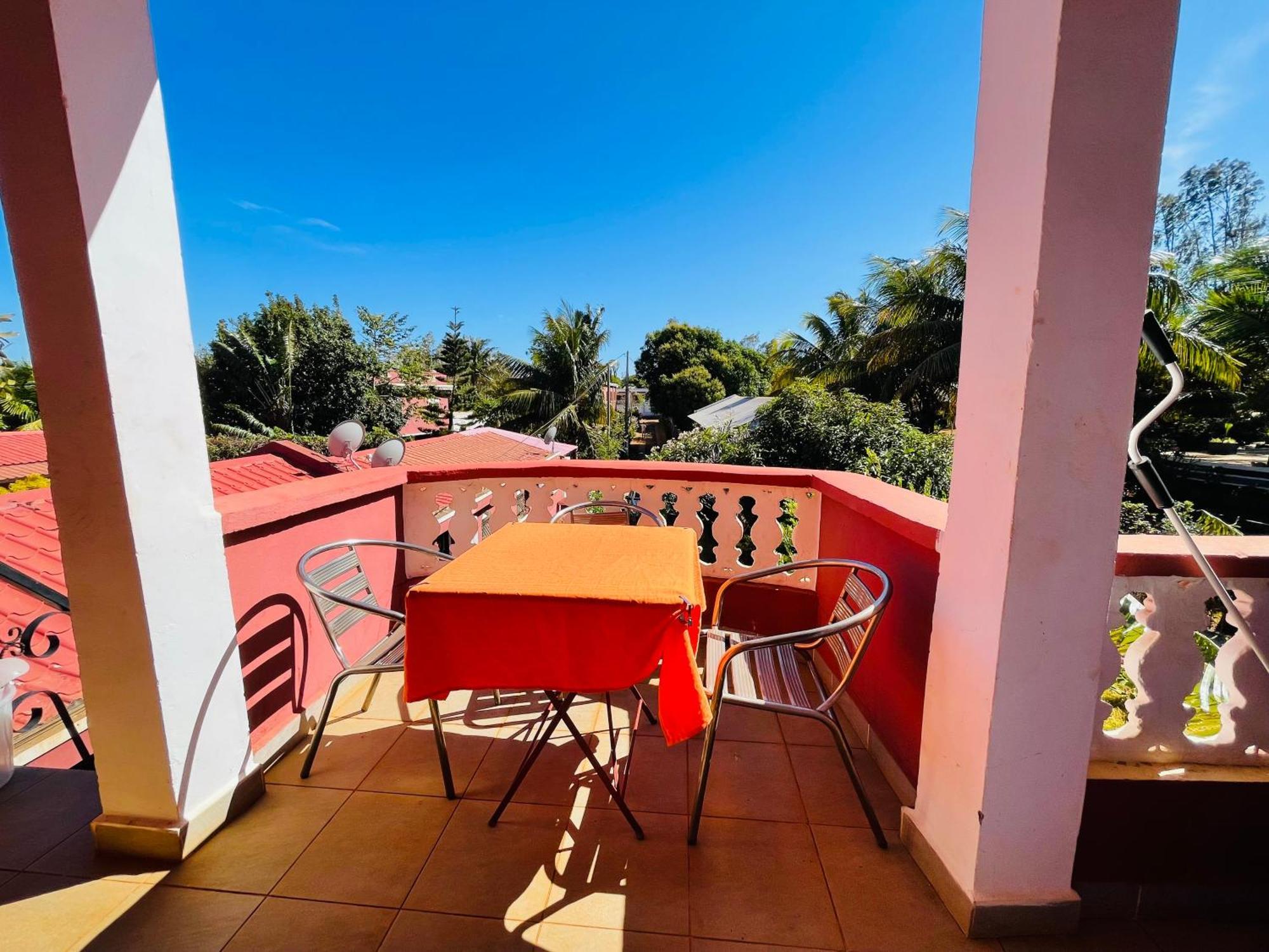 Antsiranana Regina Lodge Diego Suarez Madagascar מראה חיצוני תמונה