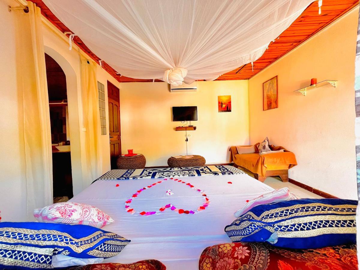 Antsiranana Regina Lodge Diego Suarez Madagascar מראה חיצוני תמונה